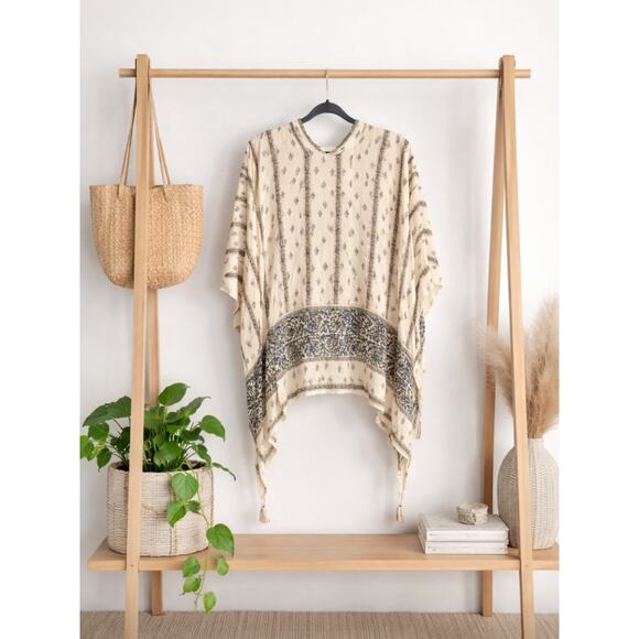 Vince Camuto Boho Ivory Tassle Kimono New One Size - Picture 2 of 2